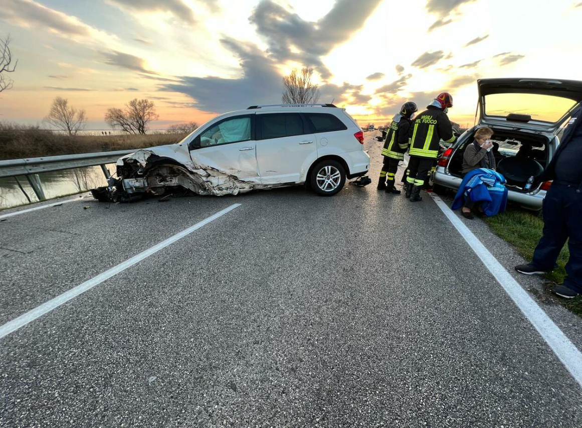jesolana incidente 3 feriti
